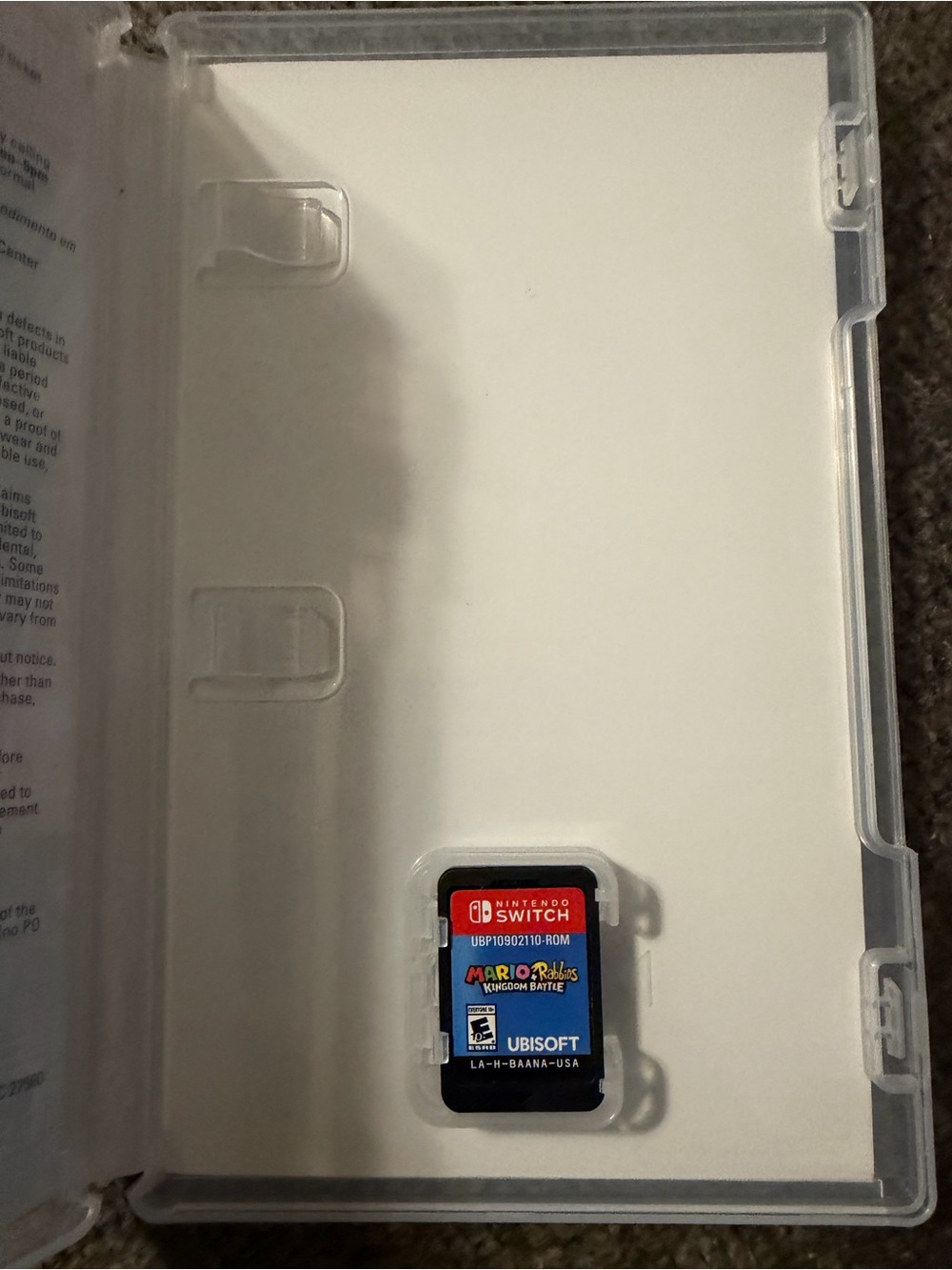 Nintendo Switch Mario + Rabbids Kingdom Battle - Picture 3 of 3